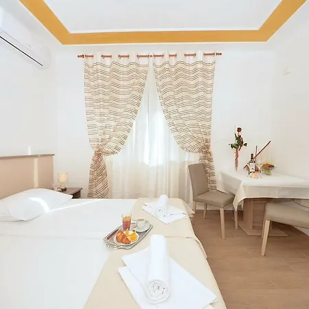 بيت ضيافة Mia 4*